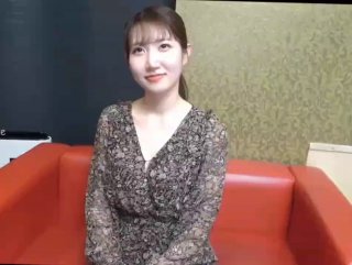 【秦总会所探花】，越来越精彩，强壮小伙今晚运气好，漂亮小少妇，温柔体贴服务周到，画质清晰_1
