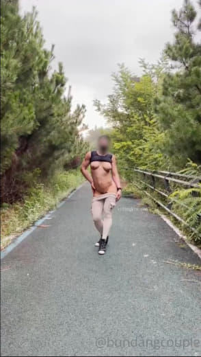 【2023-04-13】Getting horny to be fuxxed by back..💕.m4v